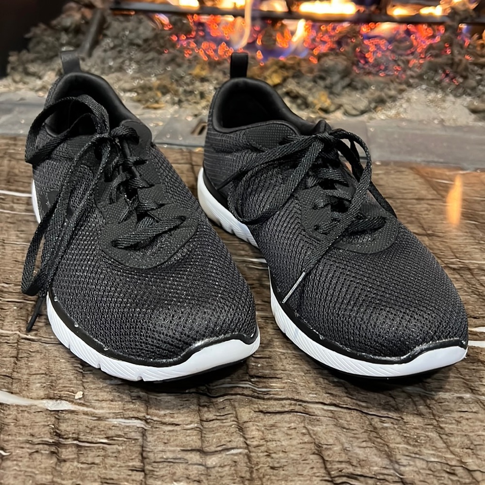 Skechers Flex Appeal 3.0. First Insight. Worn 3 times due to surgery
